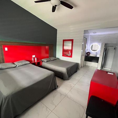 Hotel Luna Park Tijuana Extérieur photo
